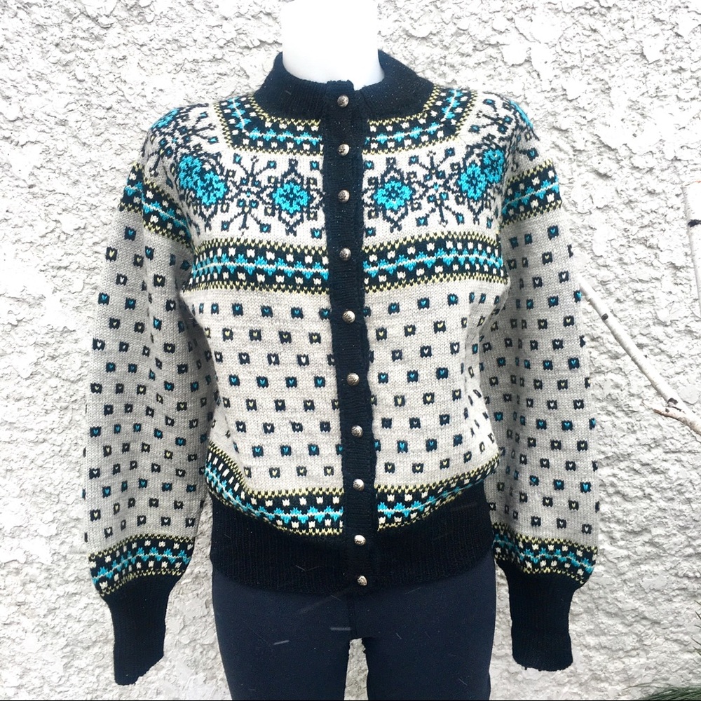 Scandinavian 100% Wool Fair Isle Sweater